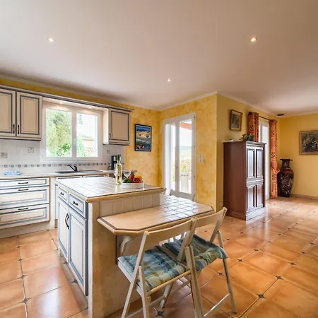 Hillside Retreat In * Roquebrun